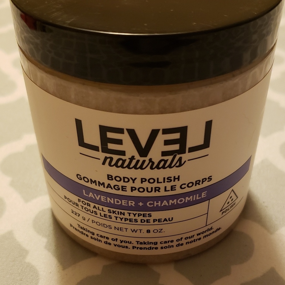 Level naturals- body polish lavender & chamomile